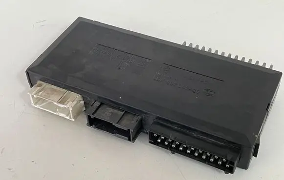 BMW 7 E38 Comfort/convenience module 61358366527 8366527