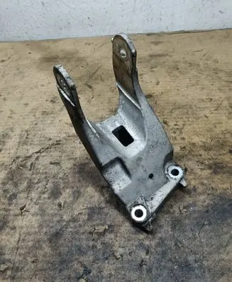 Citroen C6 Gearbox mounting bracket 9653919280