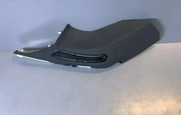 (C) pillar trim