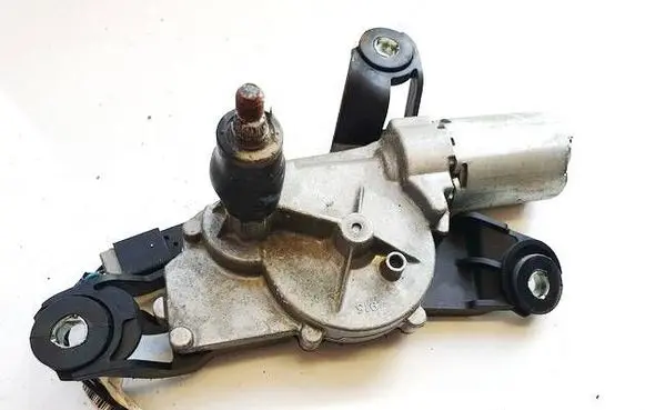 Mitsubishi Colt Wiper motor 0390201599 mn105051