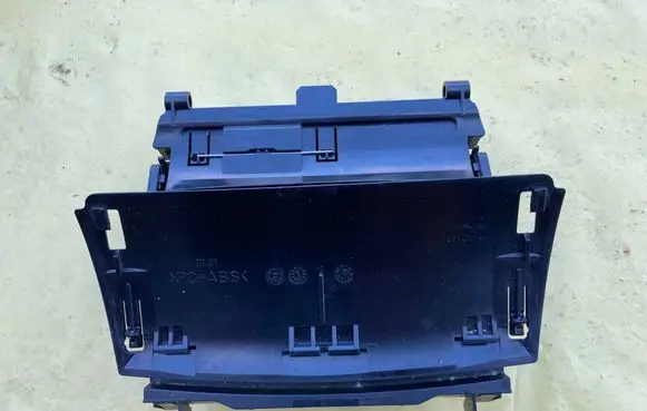 Mercedes-Benz C W203 Car ashtray A2036805250