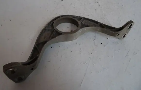 Volkswagen Tiguan Engine mounting bracket 5N0804421