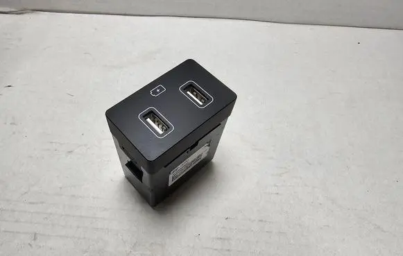 Hyundai Tucson IV NX4 USB socket connector 9615N9500