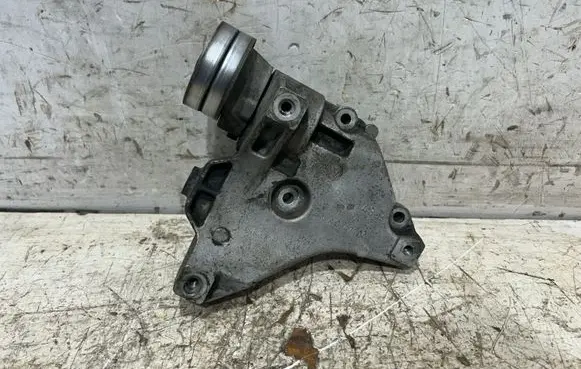 Volkswagen Golf V A/C compressor mount bracket 03C903143B
