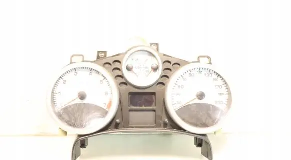 Peugeot 207 Clock 