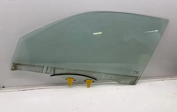 Suzuki Vitara (LY) Front door window glass four-door DOT609AS2M3 43R004342