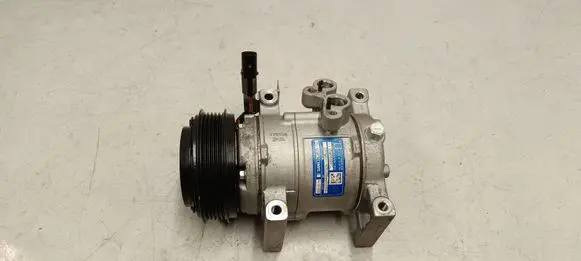 MG ZS Air conditioning (A/C) compressor (pump) 10780655