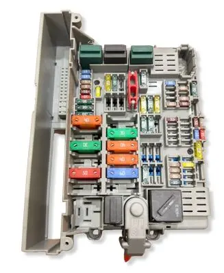 BMW 3 E90 E91 Fuse box set 6906624