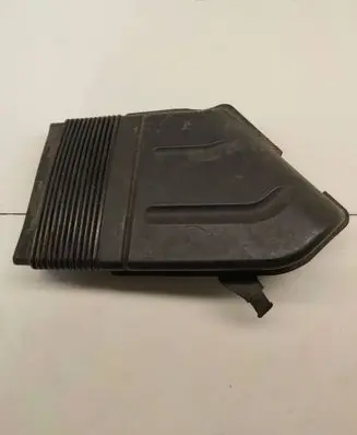 Audi A4 S4 B7 8E 8H Air intake duct part 8E0129617D