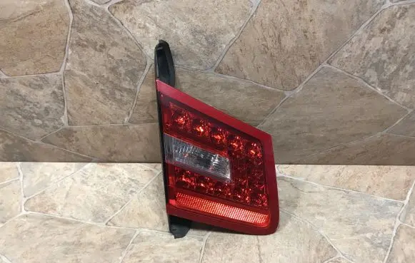 Mercedes-Benz E A207 Rear/tail lights A2078200364