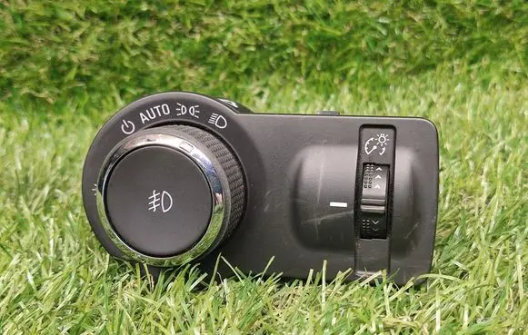 Opel Mokka Light switch 95297028