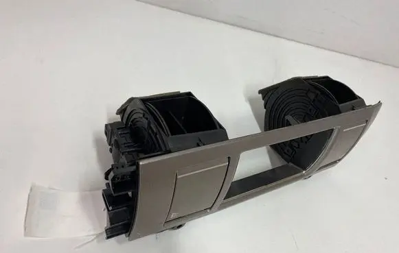 Jaguar XF X250 Dash center air vent grill 8X2319K617AJ