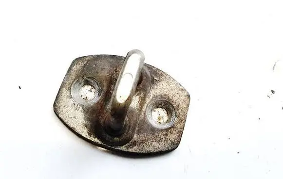Toyota Aygo AB10 Rear door lock loop/hook striker 