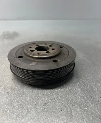 Volkswagen Golf IV Crankshaft pulley 036105255C
