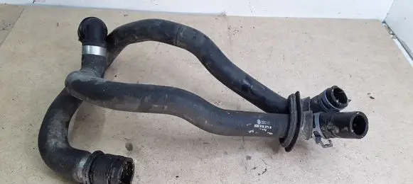 Volkswagen PASSAT B5.5 Engine coolant pipe/hose 8D0819371AN 8D0819373N