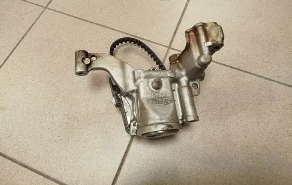 Ford Fiesta Oil pump CM5G6600DC