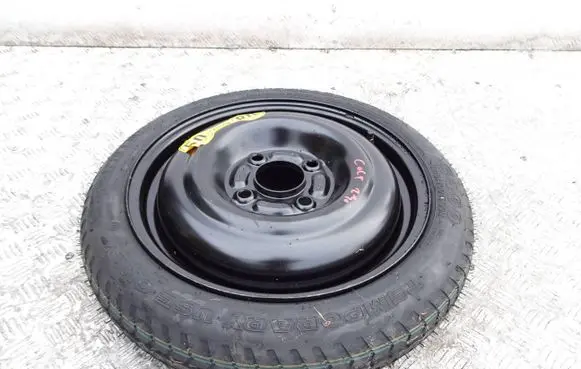 Mitsubishi Colt R15 spare wheel 3nn3