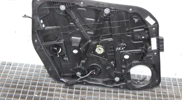 KIA Soul Front door electric window regulator 82470B2180