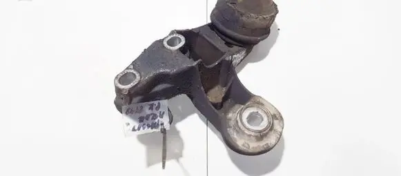 Volkswagen PASSAT B5 Engine mounting bracket 4b0199351b
