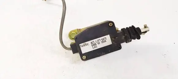 Mazda 626 Central locking motor ga8a62350a