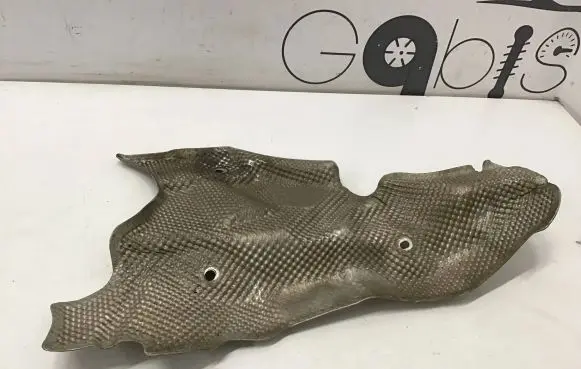 Volkswagen Touareg III Heat shield in engine bay 4M0399299