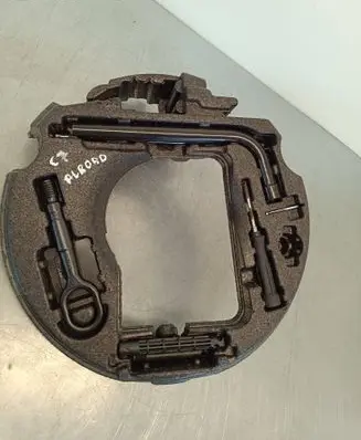 Audi A6 Allroad C7 Tool set