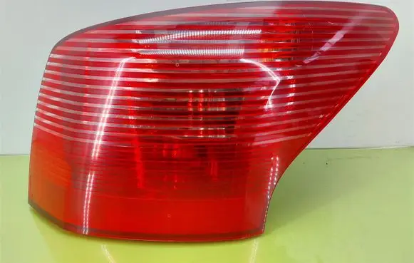 Peugeot 407 Rear/tail lights 