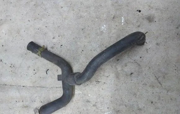 Ford Galaxy Breather hose/pipe 4M5Q6K869AC