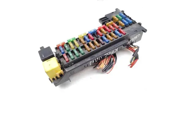 Chrysler Crossfire Fuse module 
