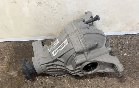 Jeep Grand Cherokee WL Rear differential P68504043AA T03NG1592R8872 4460061602