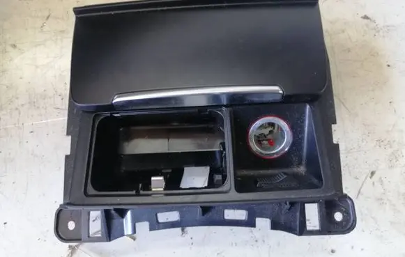 Audi A5 8T 8F Ashtray (front) 8K0857951C