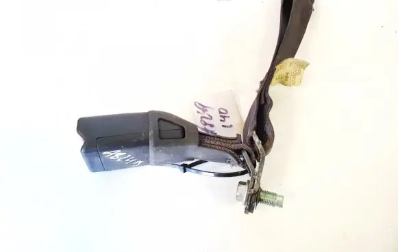 Middle seatbelt buckle (rear)