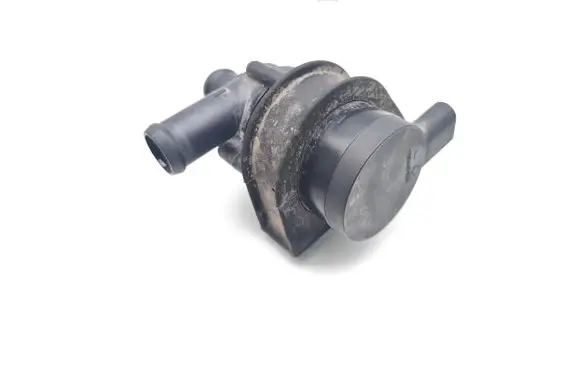 Volkswagen Golf VI Electric auxiliary coolant/water pump