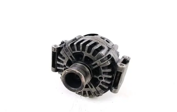 Mercedes-Benz CLS C218 X218 Generator/alternator A0009062722