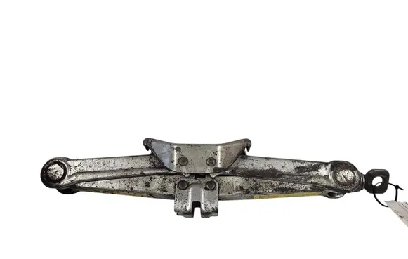 Nissan X-Trail T31 Lift Jack 