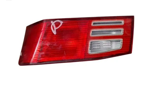 Mitsubishi Galant Tailgate rear/tail lights 22687201