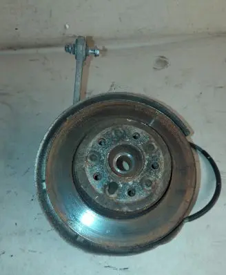 BMW 5 E60 E61 Rear wheel hub