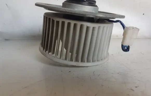 Mitsubishi Pajero Heater fan/blower