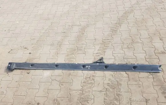 Audi Q7 4M Foot area side trim 