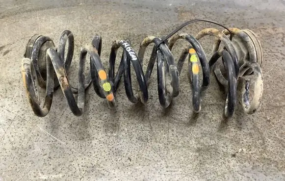 Skoda Fabia Mk2 (5J) Front coil spring 