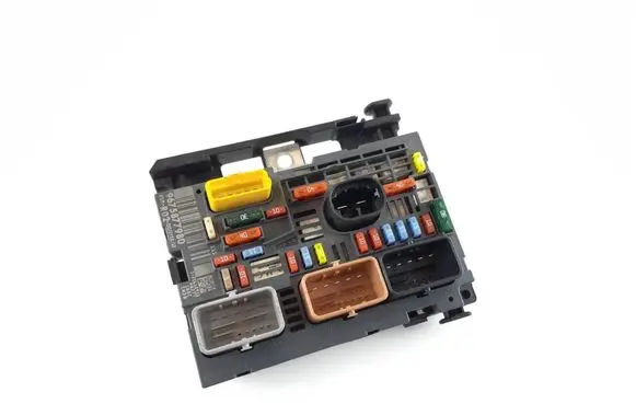Citroen C5 Fuse box set 9675877980