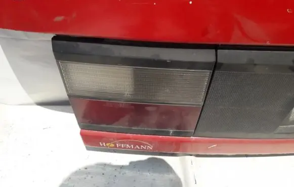 Volkswagen PASSAT B3 Tailgate rear/tail lights