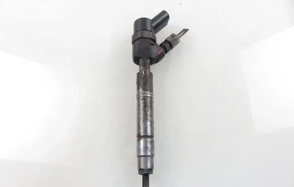 Mercedes-Benz A W168 Fuel injector 6680700287 0445110015