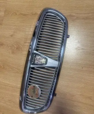 Rover 75 Front bumper upper radiator grill 102260