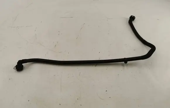 Coolant pipe/hose