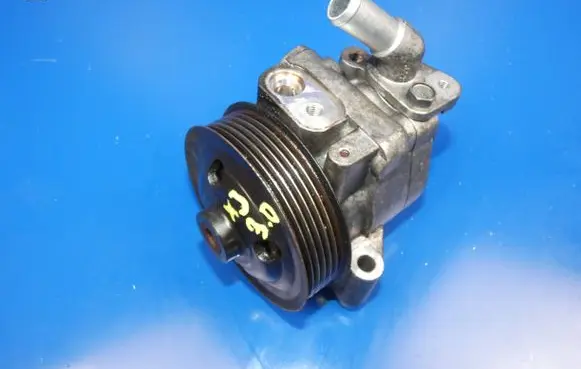 Jaguar XJ X351 Power steering pump 9X233A696AA 19154094 B4911044911