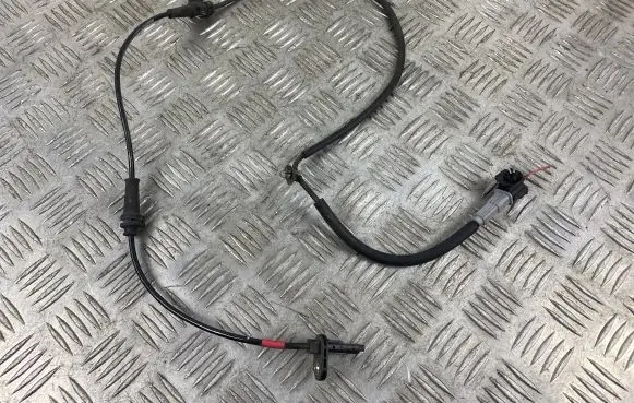 Dodge Durango ABS brake wheel speed sensor 5894081010
