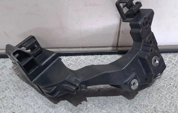 KIA Ceed Headlight/headlamp mounting bracket ET015E