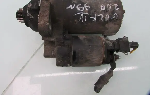 Volkswagen Golf IV Starter motor H45YH4553H