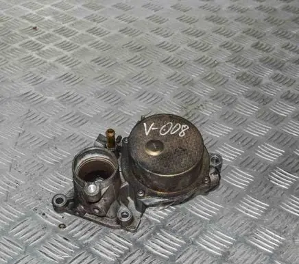 Ford Mondeo Mk III Vacuum pump XS7Q2A451BH